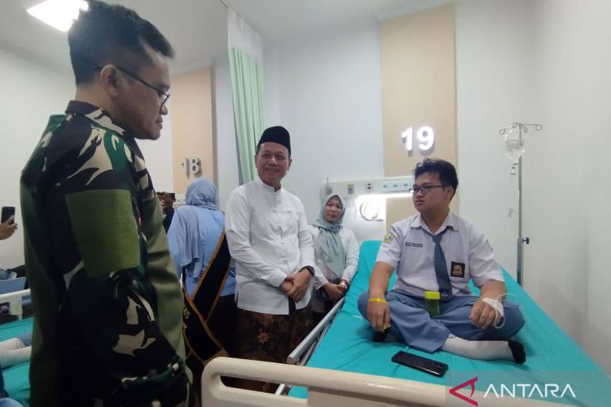 Keracunan Massal Makan Bergizi Gratis, Ratusan Siswa SMAN 2 Kudus Tumbang