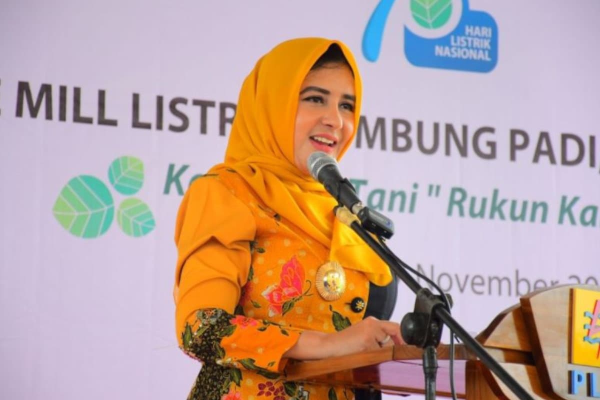 KPK Sita Kendaraan dalam OTT Bupati Pekalongan Fadia Arafiq